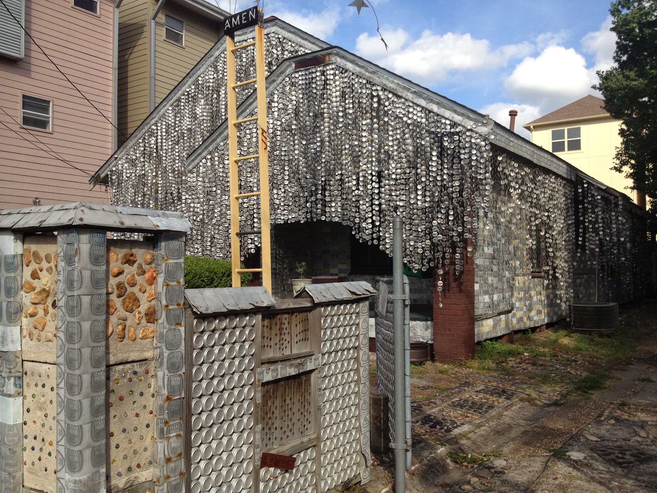 street view of the Houston Beer Can House